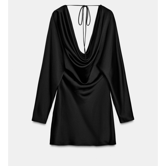 Elegant Black Draped Dress - Picture 6 of 7